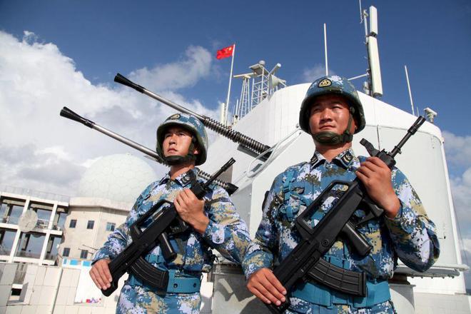 中国军事改革下的温馨日常，小趣事与深厚友情的展现