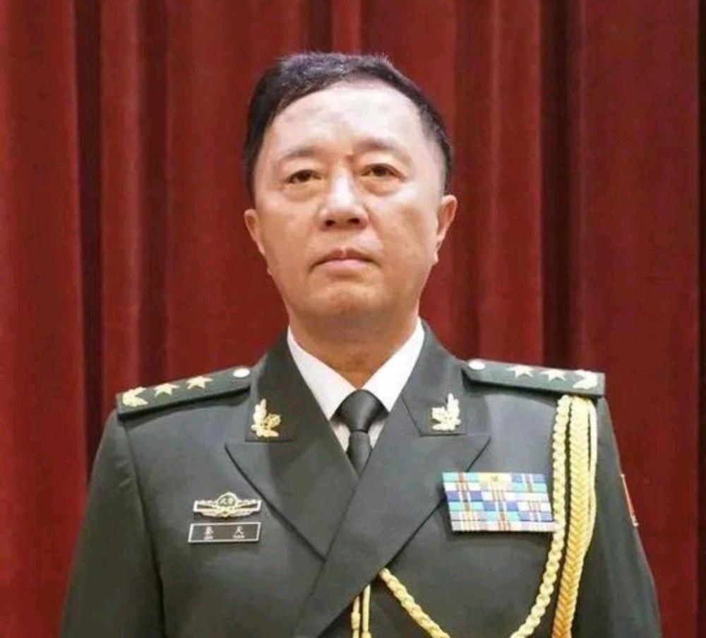 秦天中将最新动态更新🌟