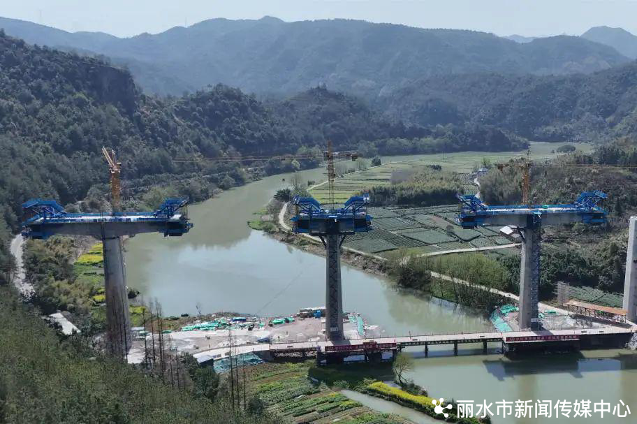 衢丽铁路最新动态与铁路边的深厚友情趣事报道