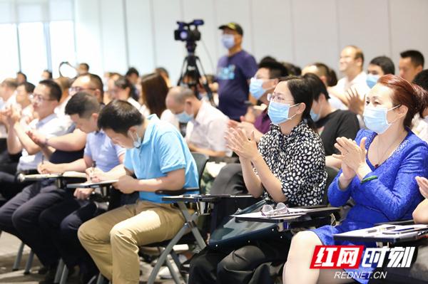 烯碳新材股吧最新动态公告