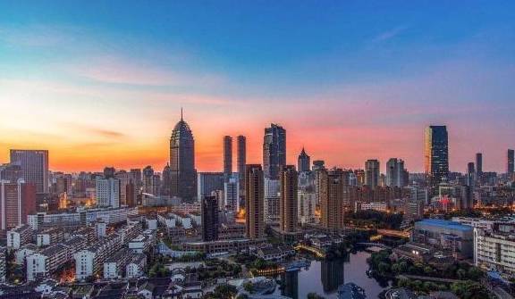 最新一期中国，活力之邦的蓬勃发展