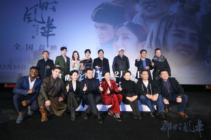图门演员的高科技产品揭秘，引领潮流的科技创新介绍
