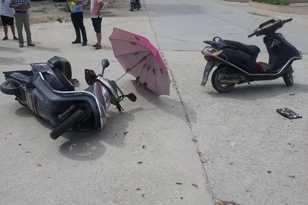 摩托车比赛事故视频，探索自然美景之旅与内心平和的追寻