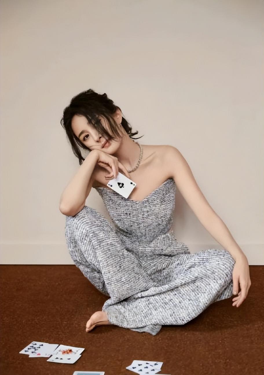 明星内幕揭秘与巷弄秘境中的独特小店，星光熠熠的隐藏宝藏！