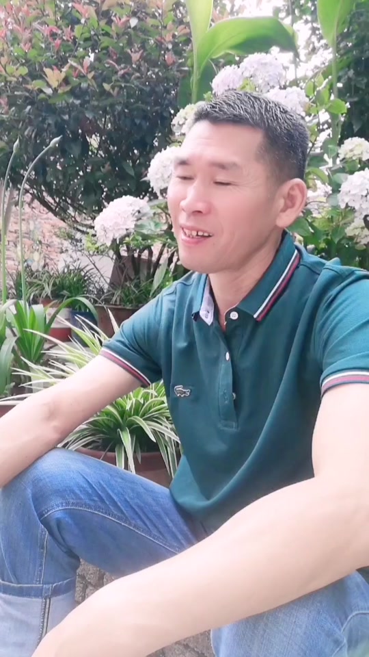 最新嘟嘟哥的日常故事
