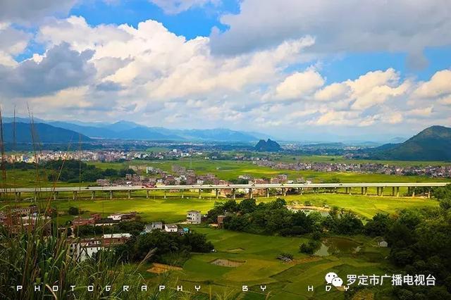 领略未来科技力量，罗定高科技产品最新展示