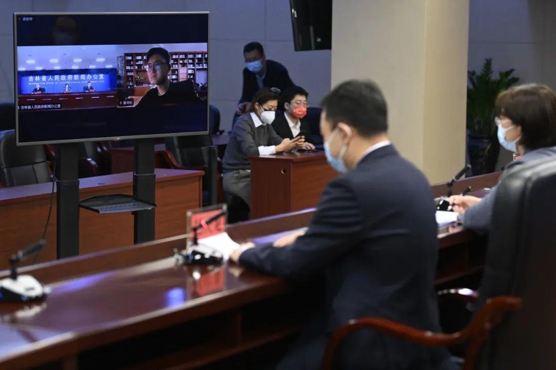 今日疫情最新动态，科技引领智能健康监测革新介绍